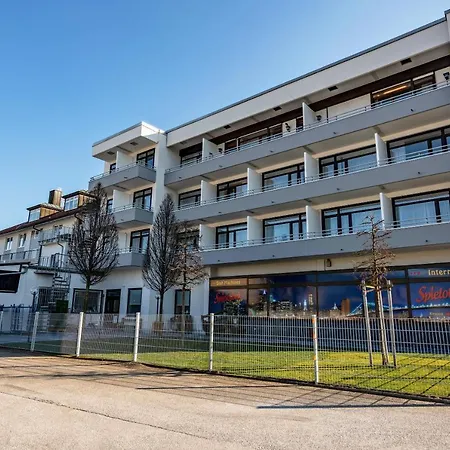 Huber Living Basic 206 * Germering