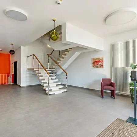 Huber Living Basic 206 *